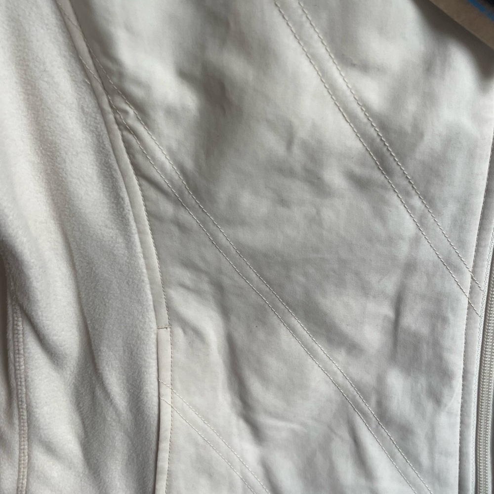 Columbia NWT Women’s White Cream Catalina Crest XL Vest - Picture 4 of 5